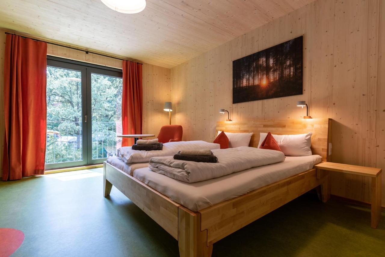 Hotel 11 Eulen ユルツェン エクステリア 写真